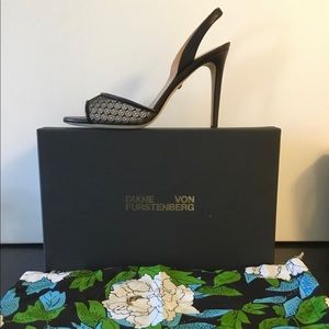 Diane von Furstenberg Milli Lace Slingback in black shoes size 8 new